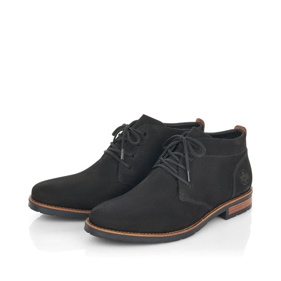 Clarks Atticus Limit Chukka Boots main image 4